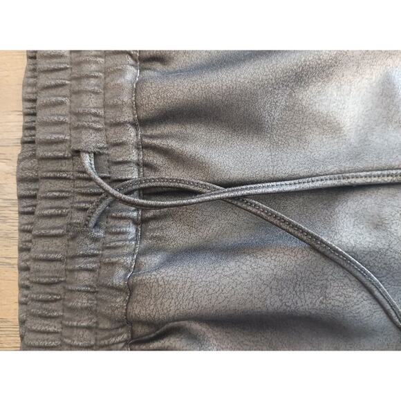 Maison D' Amelie Women's Size M High Waist Faux Leather Jogger Pants - Picture 4 of 10